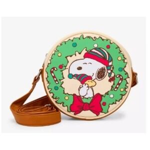 Loungefly Peanuts Snoopy Christmas Wreath Round Crossbody Bag New‎